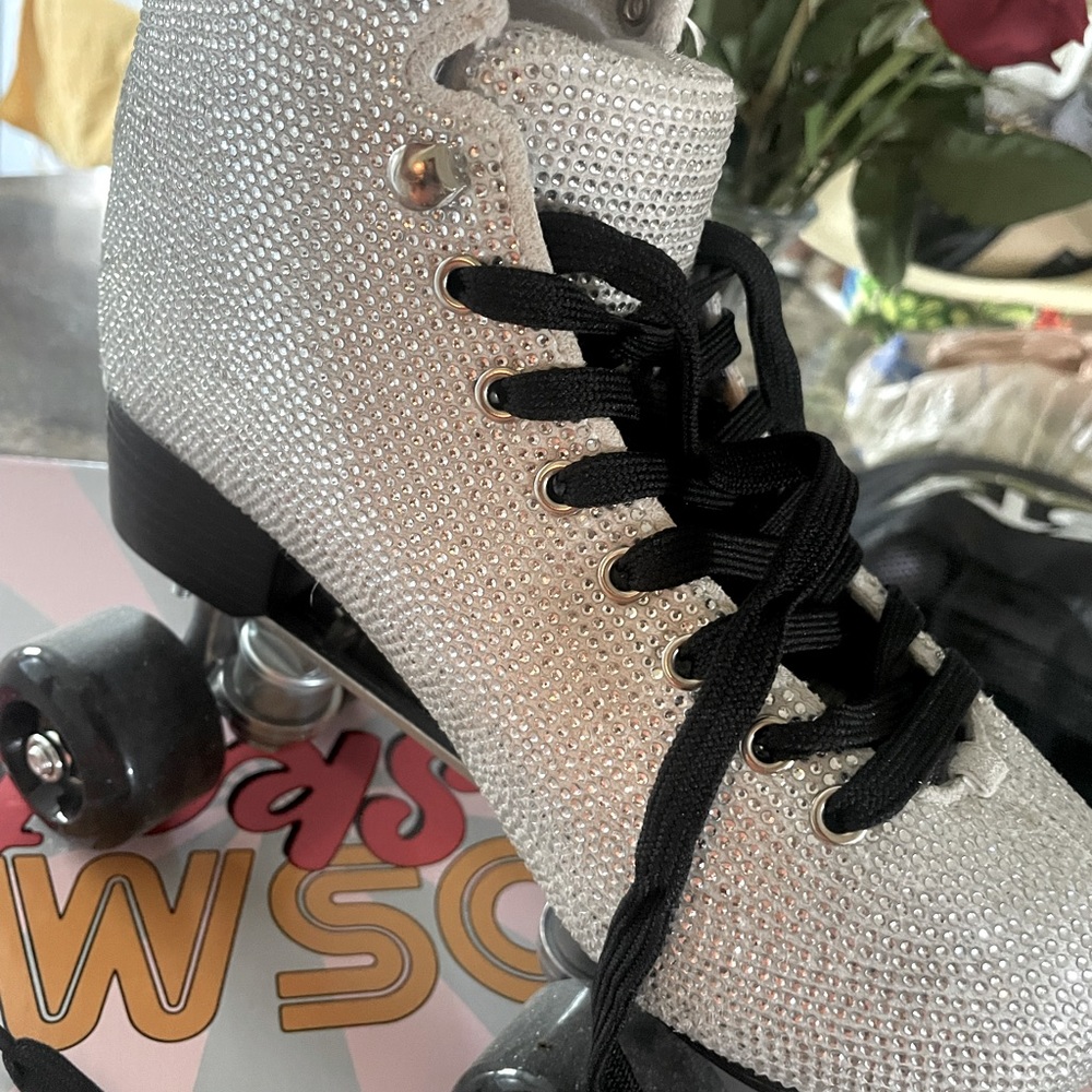 Fully Rhinestone Roller Skates. Worn once inside . Size 6 but fit size 7!